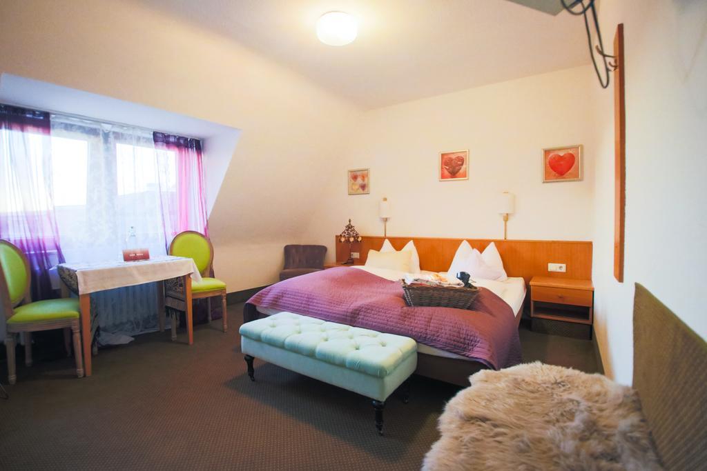 Hotel Barbarossa Garni فورتسبورغ المظهر الخارجي الصورة