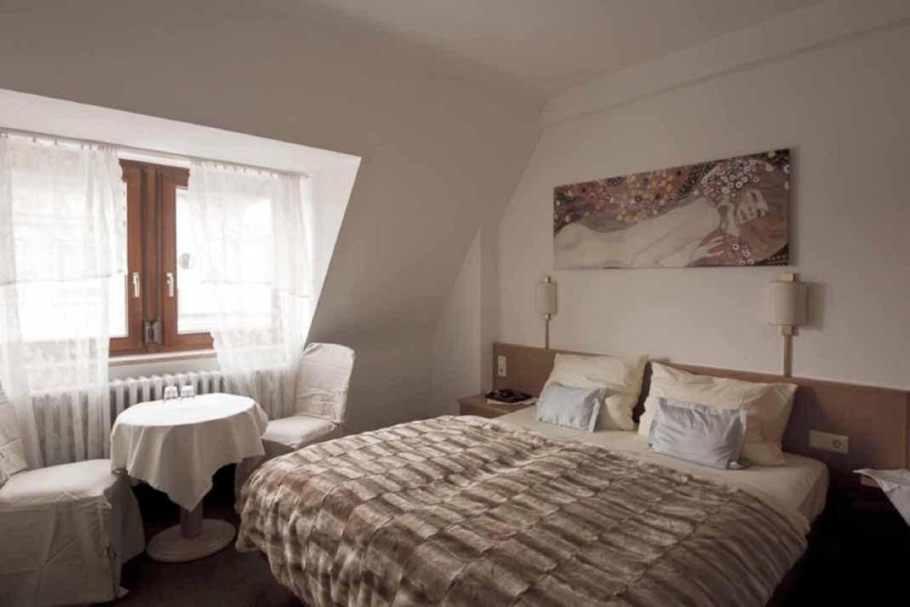 Hotel Barbarossa Garni فورتسبورغ الغرفة الصورة